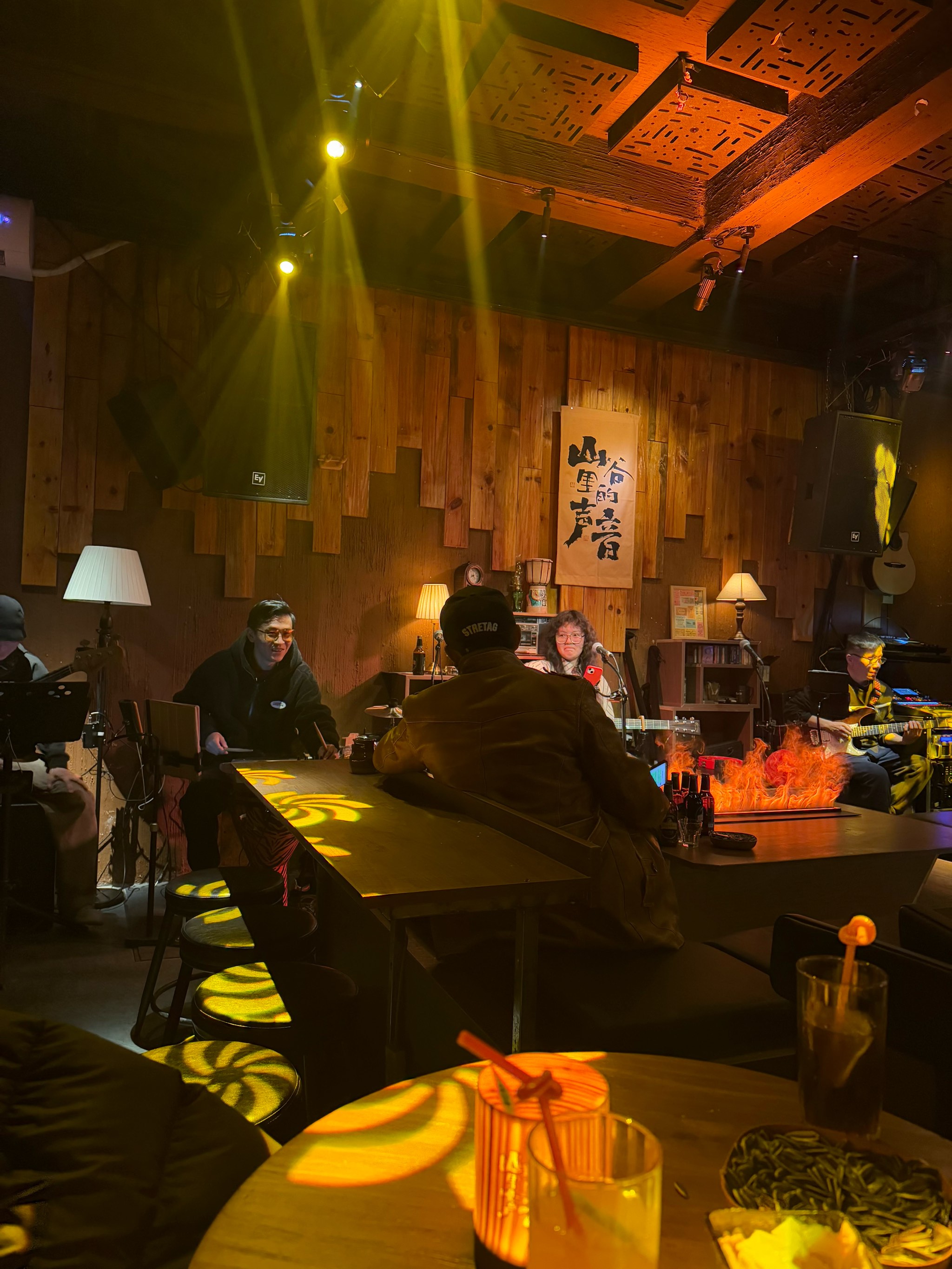 临沧商务ktv精选单人商务ktv体验-永德县ktv预订